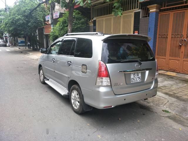 Toyota innova 2.0G bán nhanh 450tr