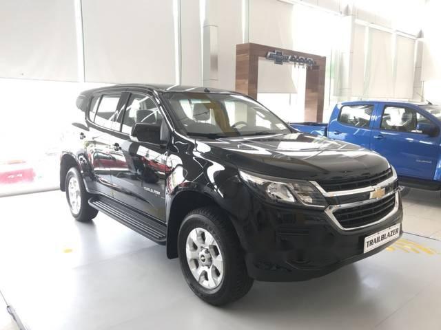 Bán xe Chevrolet Trailblazer 2.5 MT 4x2 2018, ưu đãi ngay 50 triệu