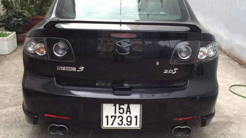 Cần bán Mazda 3 2.0 AT năm 2009, màu đen xe gia đình 