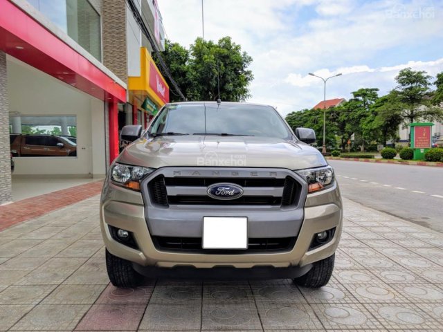 Bán xe Ford Ranger XLS năm sản xuất 2016, màu cát