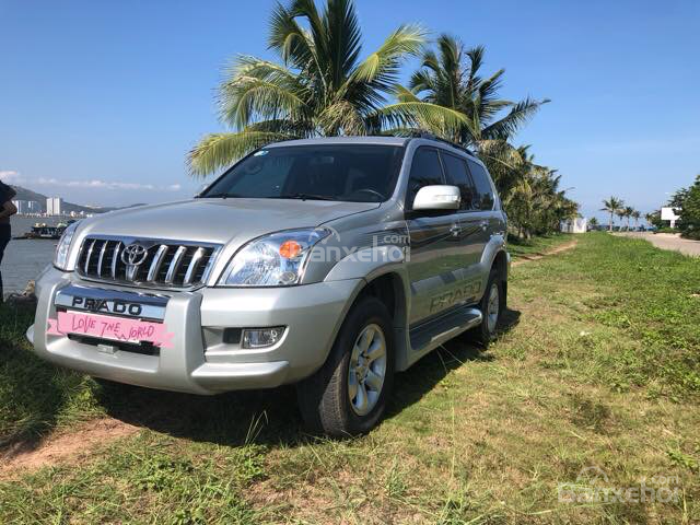 Bán xe Toyota Land Cruiser năm 2009 màu bạc, giá 925 triệu nhập khẩu