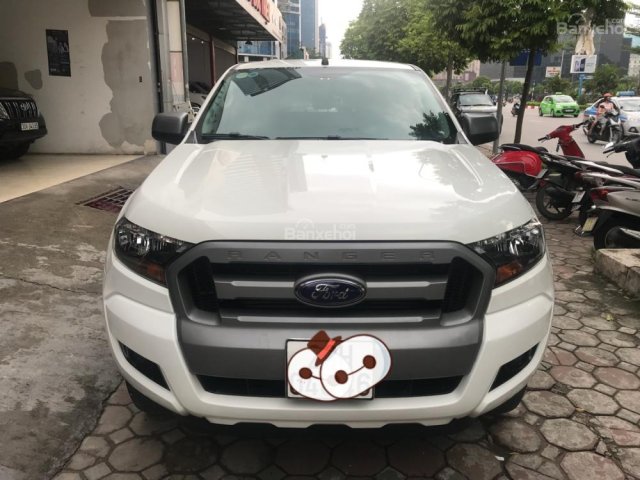 Bán ô tô Ford Ranger XLS 2.2 SX12/2016 màu trắng, 640 triệu, nhập khẩu có hoá đơn