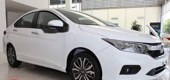 Cần bán Honda City 1.5 CVT 2018, màu trắng, giá 559tr