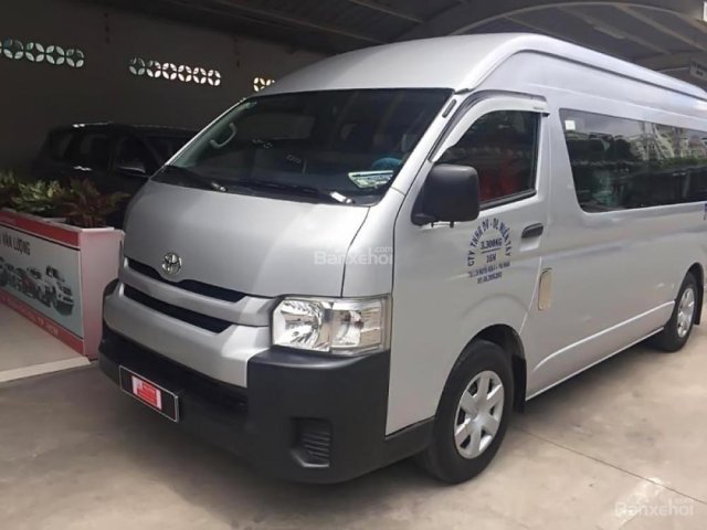 Bán Toyota Hiace 2.5 đời 2014, màu bạc, xe nhập