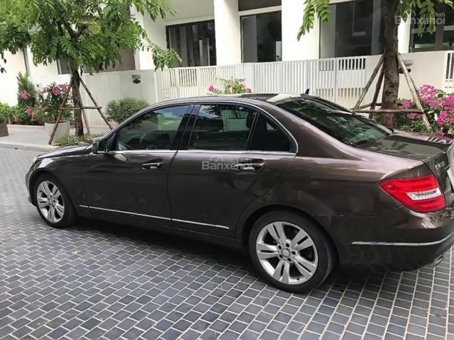 Bán ô tô Mercedes C250 đời 2014, màu nâu  