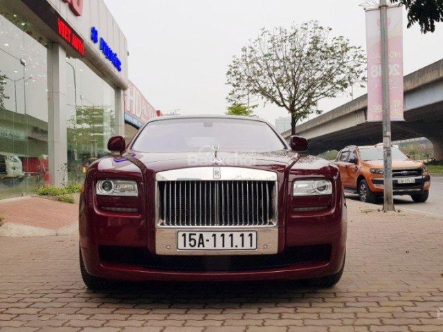 Đại gia Huế chơi RollsRoyce Ghost biển ngũ quý 1 hơn 11 tỷ đồng  Tin  nhanh chứng khoán