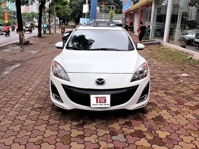 Bán xe Mazda 3 1.6 AT 2011, màu trắng, nhập khẩu nguyên chiếc