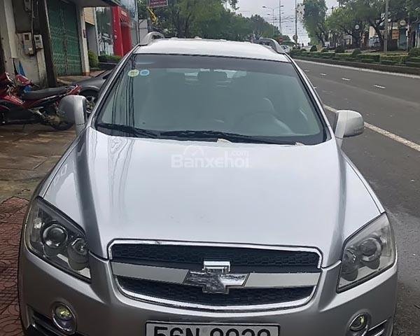 Cần bán xe Chevrolet Captiva LT đời 2009, màu bạc