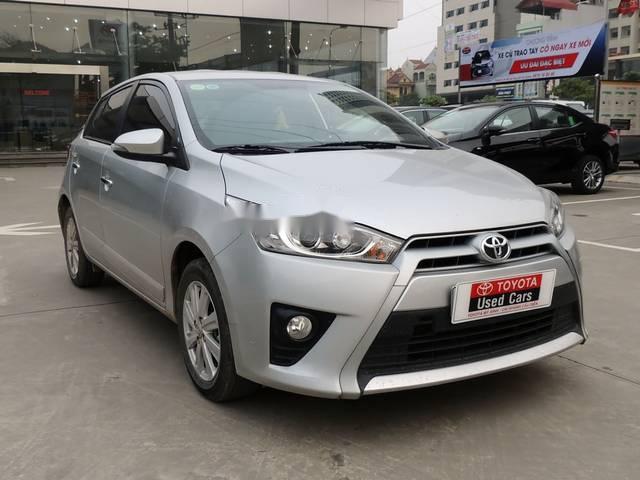 Chính chủ bán xe Toyota Yaris G 2015, màu bạc