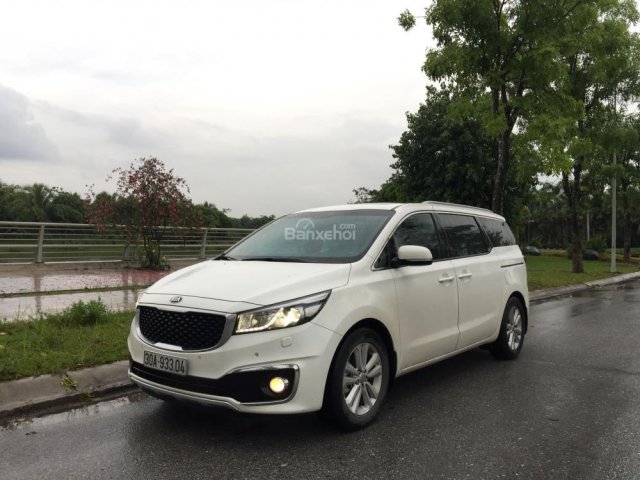 Cần bán Kia Sedona GATH đời 2016, màu trắng chính chủ