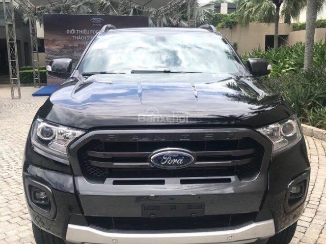 Ford Ranger Wildtrak 2.0 Bi Turbo 2018 mới nhất màu đen giao tại Sơn La, LH 0941.921.742