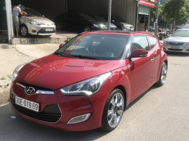 Cần bán xe Hyundai Veloster AT năm sản xuất 2011, màu đỏ, nhập khẩu