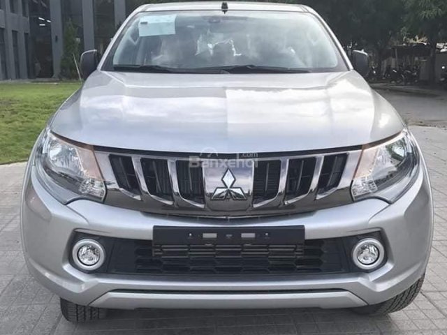 Bán xe Mitsubishi Triton 4x2 MT giá chỉ 556 triệu, hỗ trợ cho vay 80% giá trị xe, liên hệ Yến: 0968.660.828