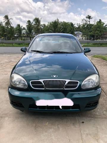 Cần bán lại xe Daewoo Lanos năm sản xuất 2005