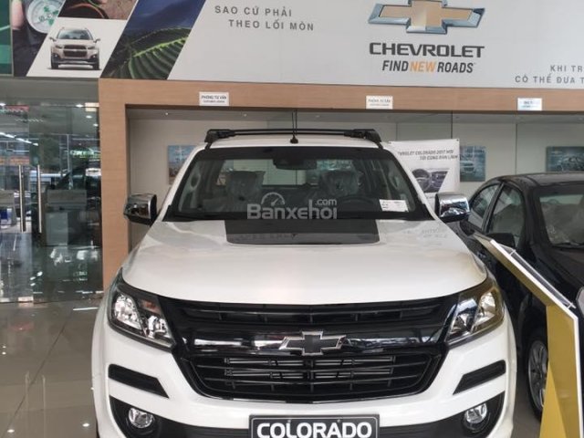 Quảng Ninh: Bán xe Chevrolet Colorado 2018, 2 cầu, AT, VGT, full option, sẵn xe, hỗ trợ vay 90% lãi suất thấp