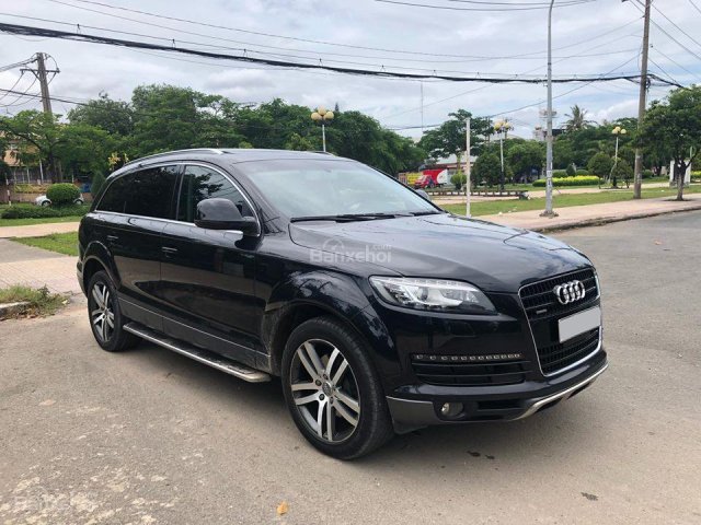 Bán xe Audi Q7 đăng kí 2007. Có hỗ trợ trả góp với gói vay ưu đãi