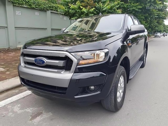 Em bán chiếc Ford Ranger 2.2 XLS 2016, số tự động, xe đẹp như mới