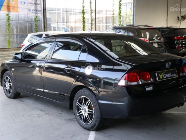 Bán Honda Civic 1.8MT 2011, màu đen, hỗ trợ góp