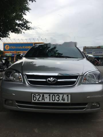 Cần bán xe Daewoo Lacetti năm sản xuất 2011, màu bạc chính chủ, 90tr