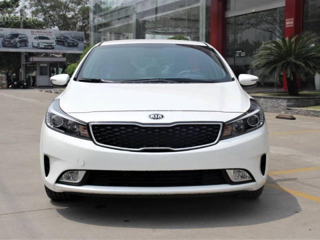 Kia Cerato 499 triệu, sẵn xe, đủ màu, hỗ trợ đăng kí grap, hỗ trợ đăng kí xe - LH: 0375293467