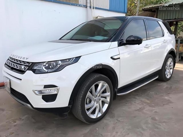 Bán ô tô LandRover Discovery sản xuất 2015, màu trắng, xe nhập còn mới