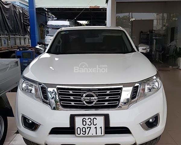 Cần bán gấp Nissan Navara EL 2.5 AT 2WD năm sản xuất 2017, màu trắng, xe nhập như mới