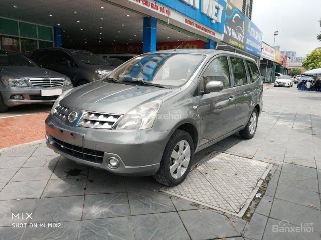 Bán ô tô Nissan Livina 1.8AT 2011