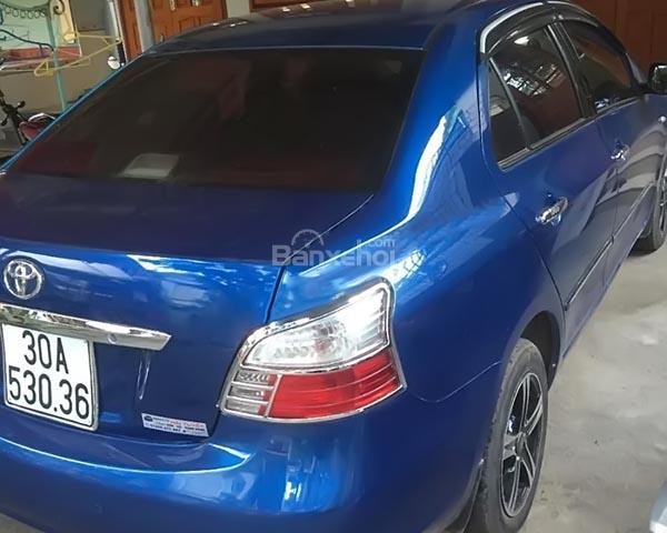 Cần bán gấp xe cũ Toyota Vios MT 2010, màu xanh lam0