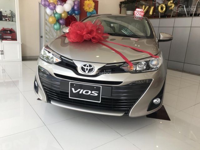 Bán Vios G-CVT, xe mới 100% có xe giao ngay. Lãi suất vay 6.99%/năm, hỗ trợ vay trên 80%