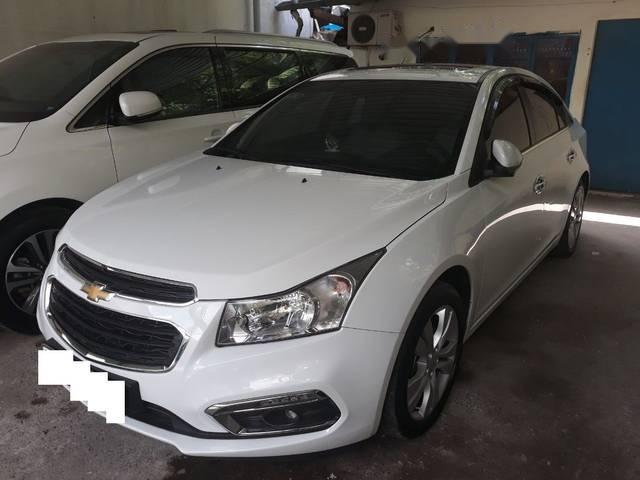 Bán Chevrolet Cruze LTZ 1.8AT sản xuất năm 2016, màu trắng 