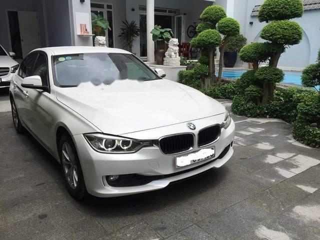 Bán BMW 3 Series 320i 2012, màu trắng, xe nhập