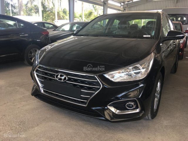 Bán Hyundai Accent 1.4MT 2018, màu đen, giá cực tốt. LH 0973.160.519