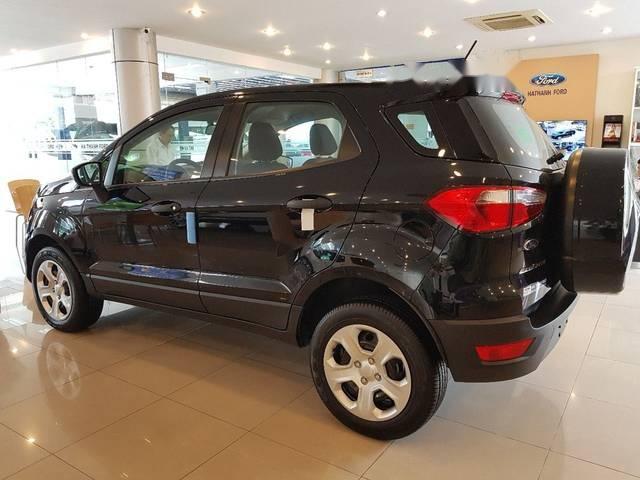 Bán ô tô Ford EcoSport sản xuất năm 2018, màu đen, giá chỉ 560 triệu