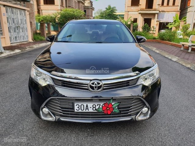 Bán Toyota Camry E 2016, màu đen