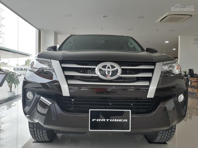 Bán xe Toyota Fortuner 2.4G 4x2MT 2019, nhập khẩu nguyên chiếc, nhận đặt xe  ngay, đủ các màu