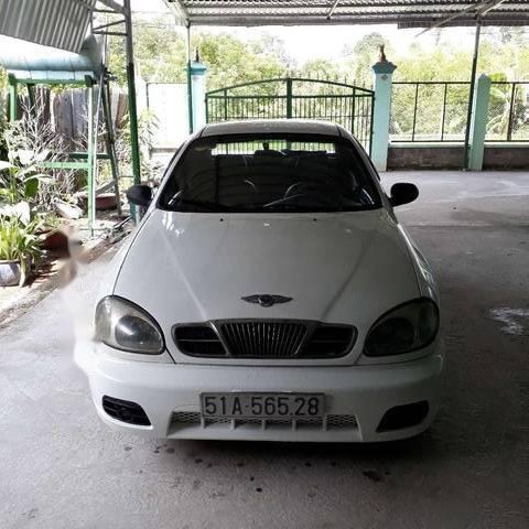 Bán Daewoo Lanos năm sản xuất 2003, màu trắng, giá chỉ 90 triệu