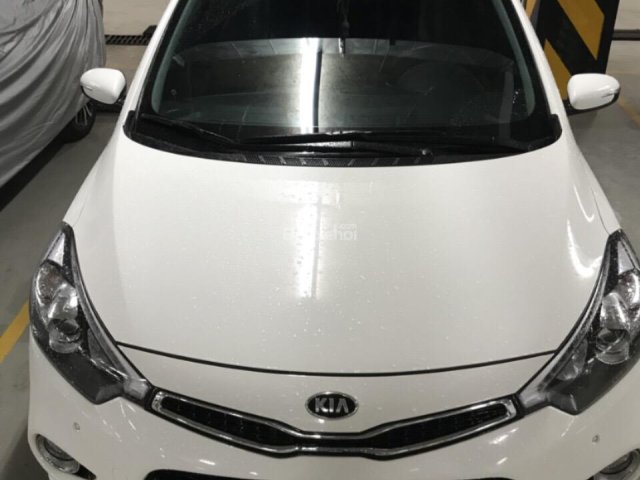 Cần bán xe Kia Cerato Koup đời 2015, màu trắng, nhập khẩu nguyên chiếc