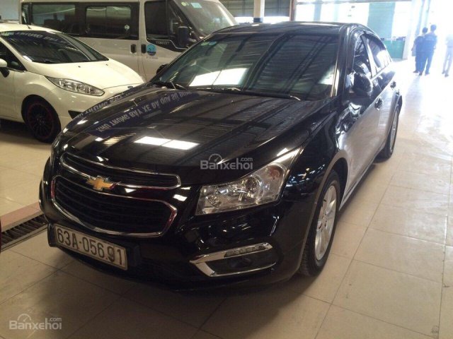 Bán Chevrolet Cruze đời 2016, màu đen