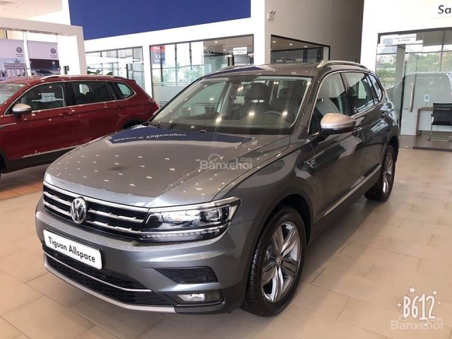 Bán VW Tiguan Allspace SUV 5+2 giá tốt, nhiều màu giao ngay toàn quốc, trả trước chỉ 500tr - 090.364.3659