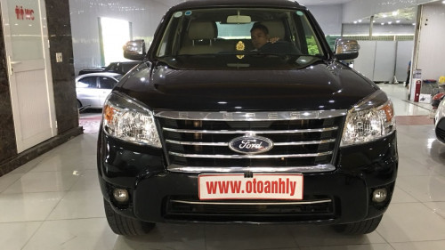 Salon bán xe Ford Everest 2.5MT năm sản xuất 2010, màu đen