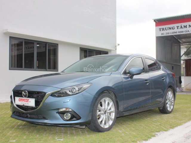 Cần bán xe Mazda 3 2.0AT đời 2016, màu xanh lam