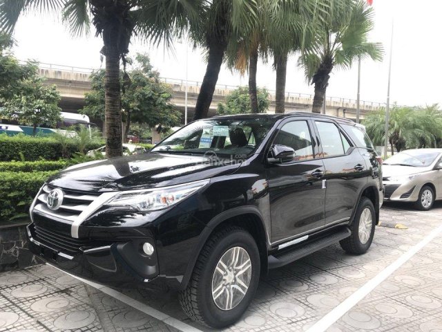 Fortuner 2018 nhập khẩu giao xe sớm đủ màu, gọi em Hùng 01223115555