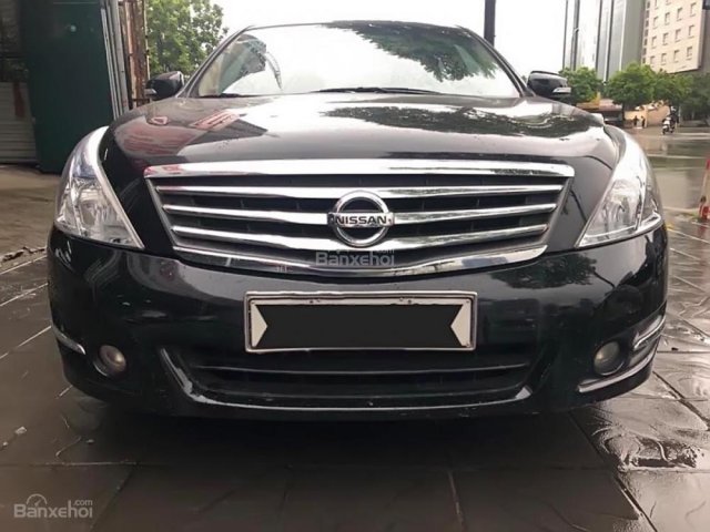 Cần bán Nissan Teana đời 2009, màu tím