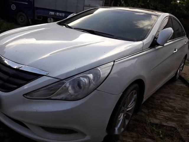 Bán Hyundai Sonata sản xuất năm 2010, màu trắng