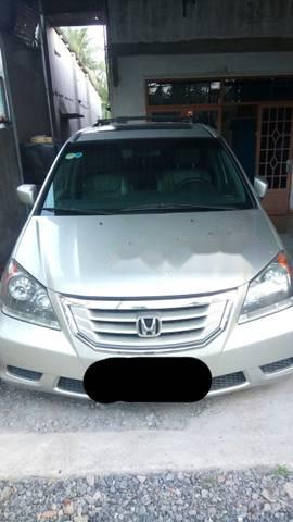 Cần bán Honda Odyssey đời 2008, màu bạc