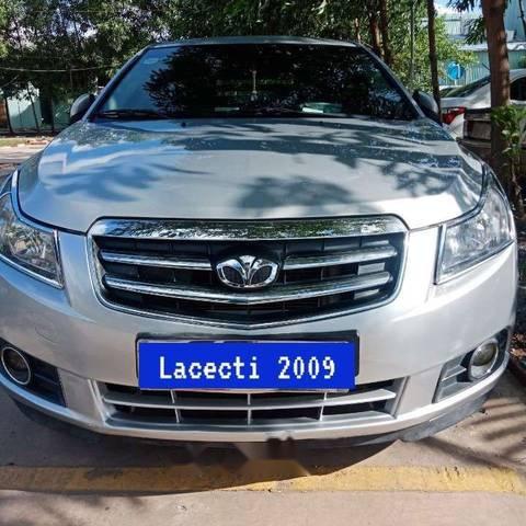 Bán xe Daewoo Lacetti sản xuất năm 2009, màu bạc, nhập khẩu Hàn Quốc số sàn, giá 292tr