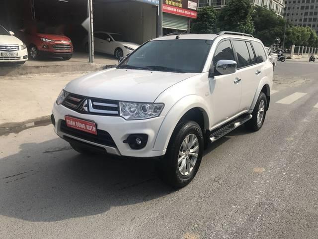 Cần bán xe Mitsubishi Pajero năm 2017, màu trắng, giá chỉ 740 triệu