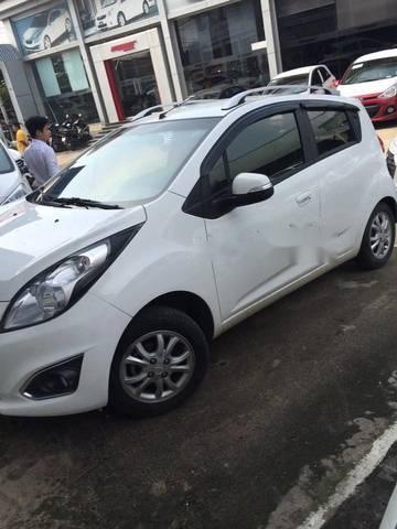 Bán xe Chevrolet Spark LTZ năm 2015, màu trắng