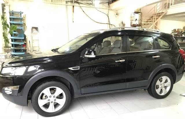 Bán xe Chevrolet Captiva LTZ năm sản xuất 2011, màu đen số tự động