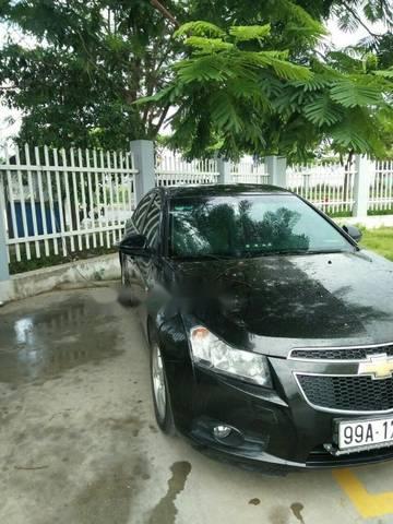 Bán Chevrolet Cruze năm sản xuất 2011, màu đen, 275tr